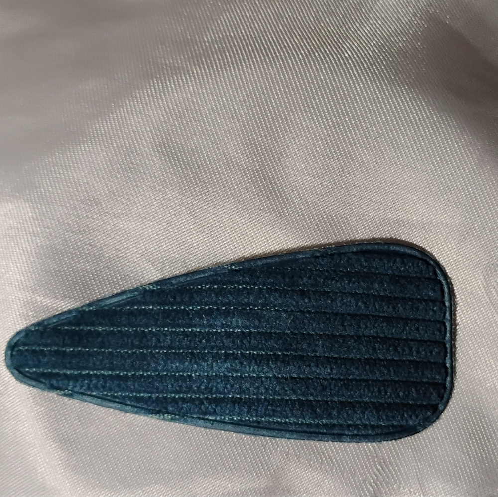 Textured Blue Accessory - Picture 2 of 2